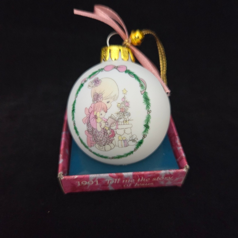 Vintage Precious Moments 1991 Tell Me The Story Of Jesus Christmas Ornament